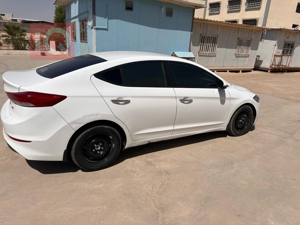 هيونداي النترا